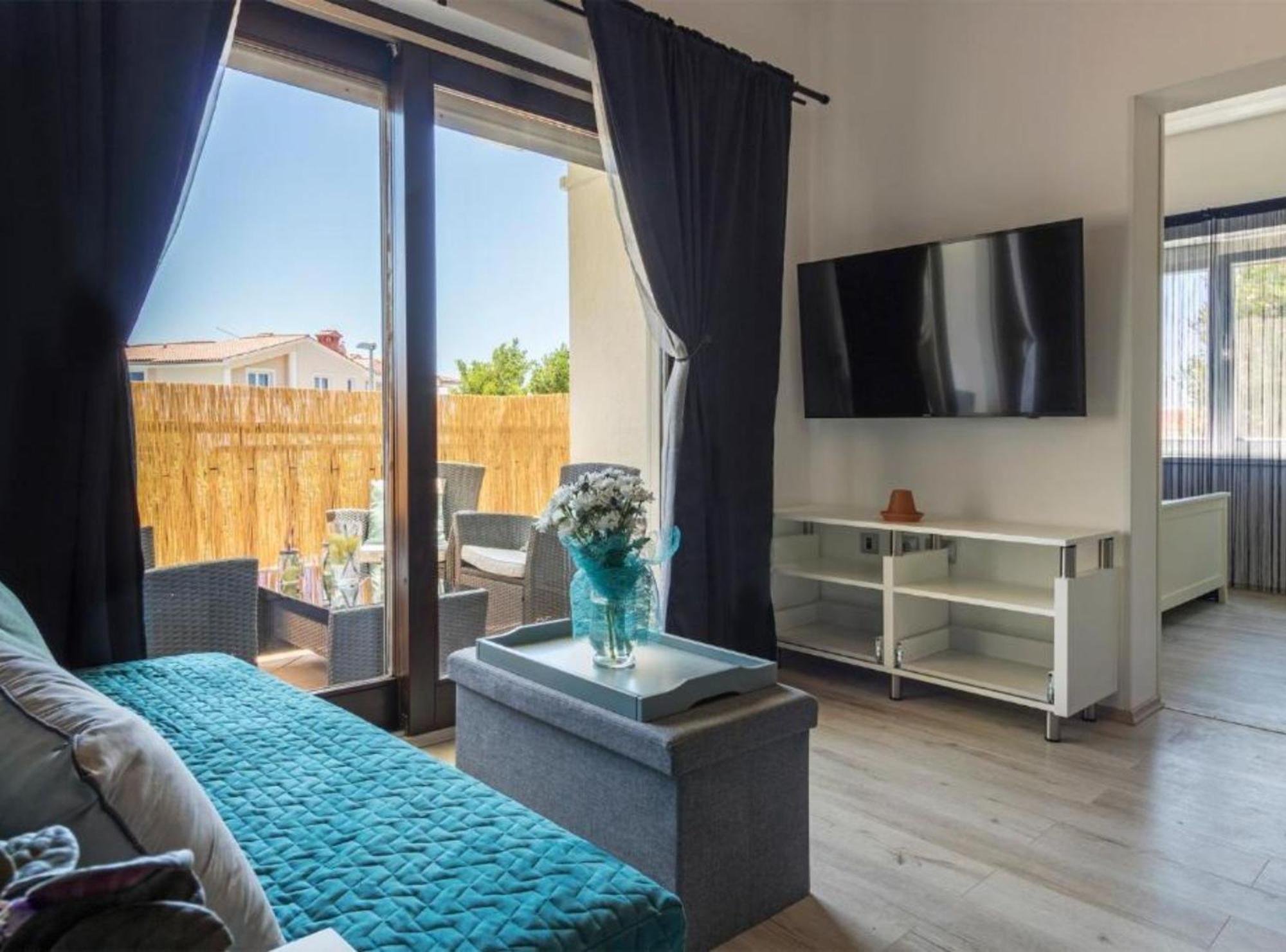 Apartment Modern And Bright With Terrace And Garden *